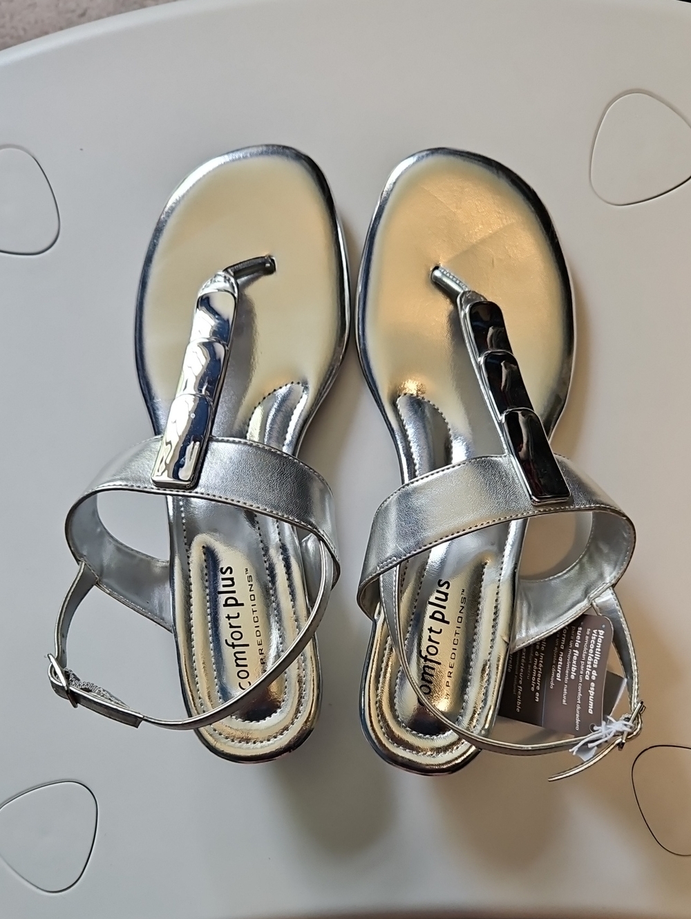 comfort plus by Predictions Silver T-Strap Slingback Sandals